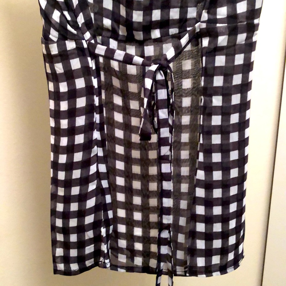 🚫Gifted Nwt She’s cool black&white gingham top ties at collar &waist junior - Picture 7 of 9